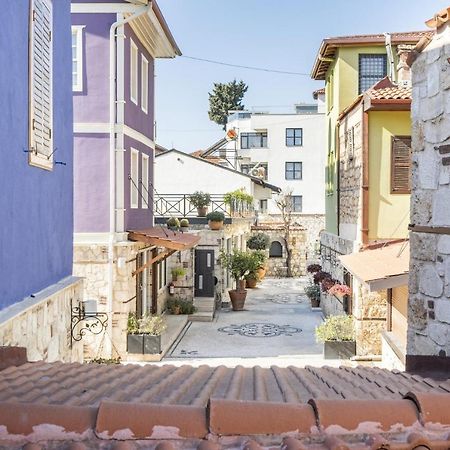 Villa Mesmerizing Flat Near Hadrians Gate Antalya Exterior foto