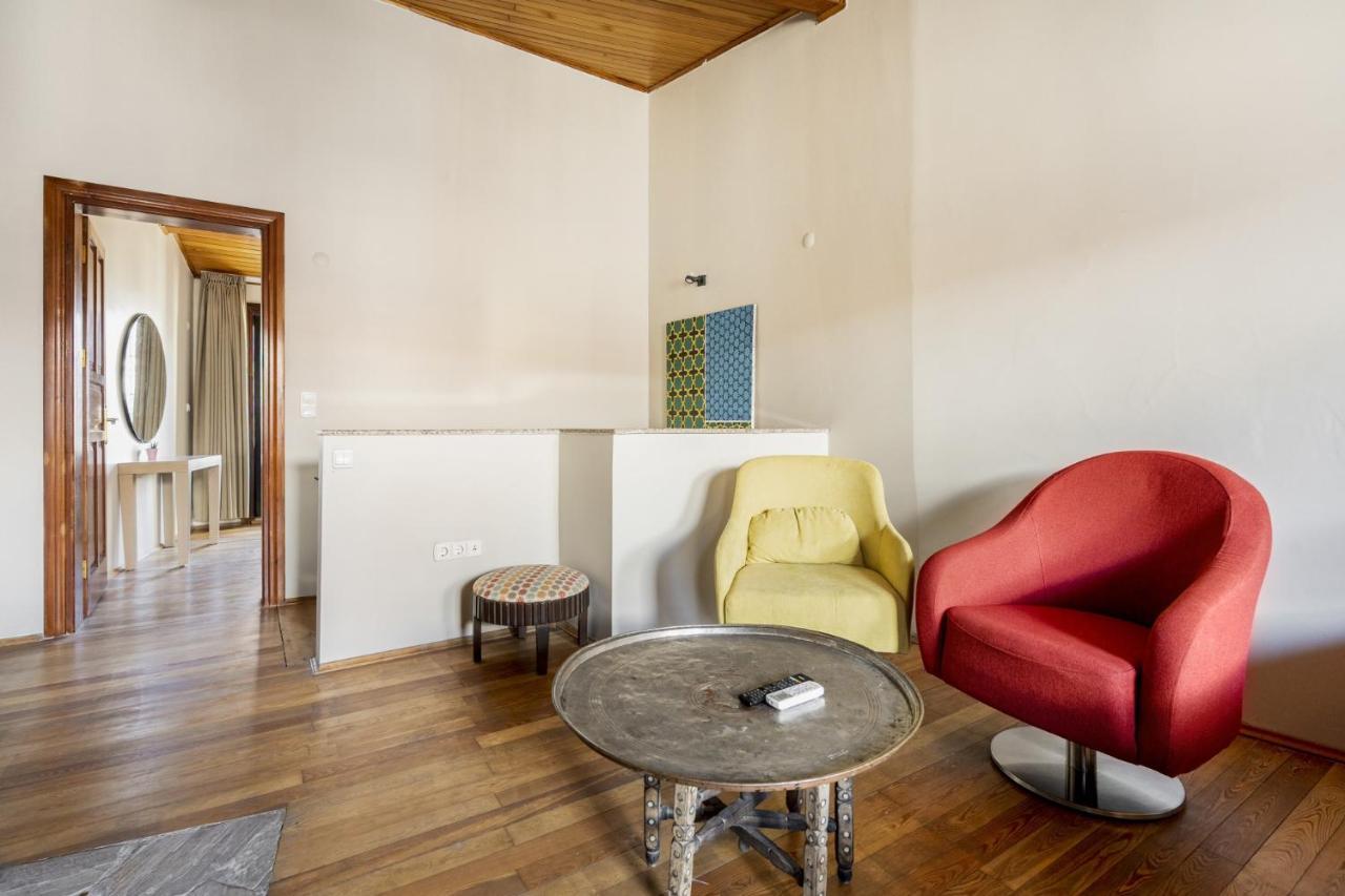 Villa Mesmerizing Flat Near Hadrians Gate Antalya Exterior foto