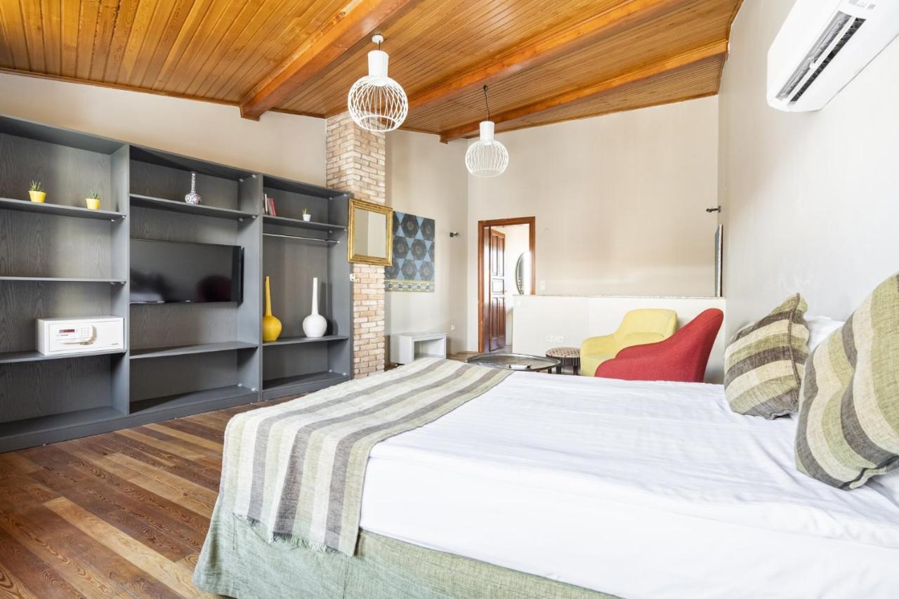 Villa Mesmerizing Flat Near Hadrians Gate Antalya Exterior foto